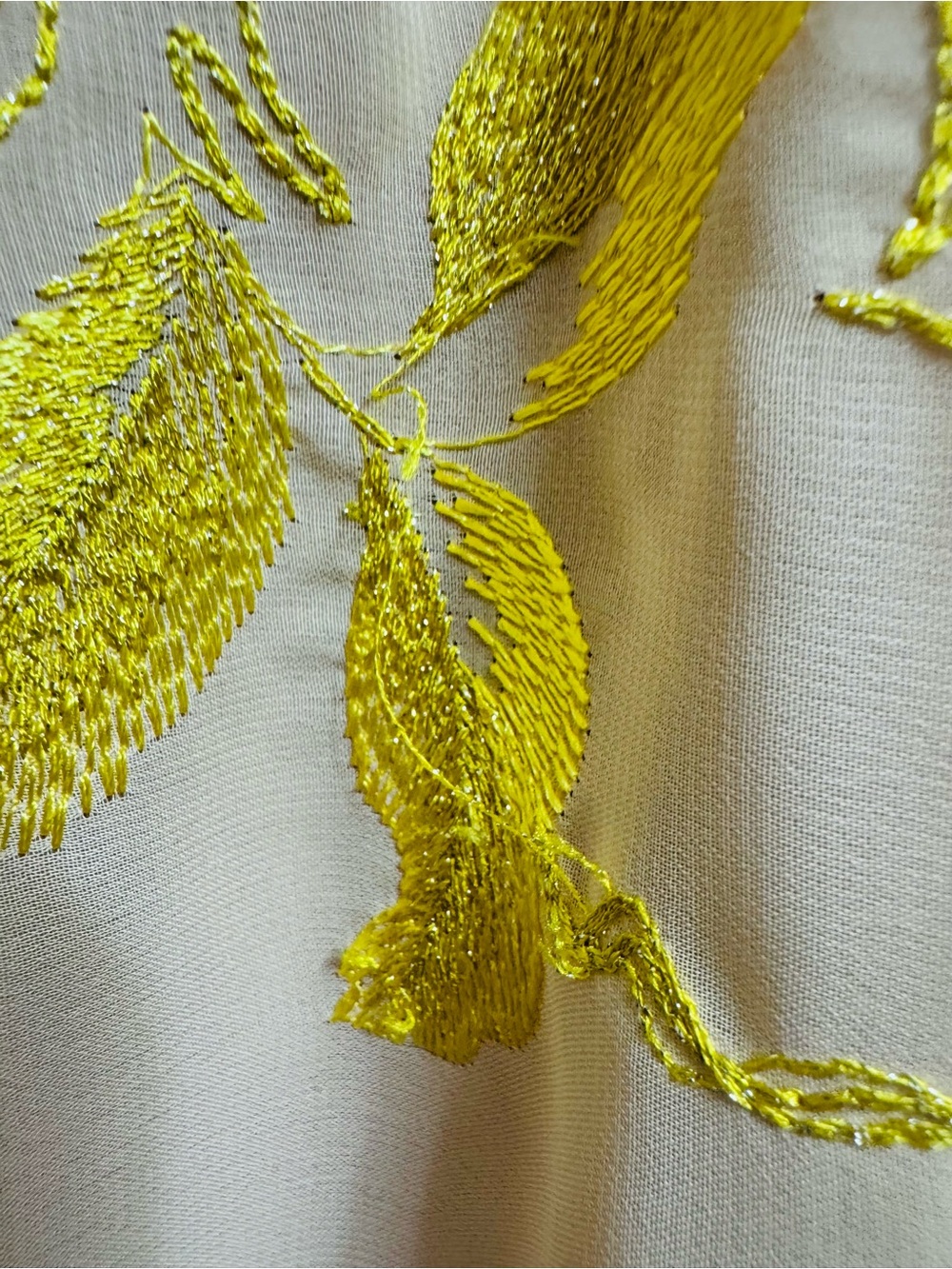 Dress the Population Embroidered Floral Shift Dress Yellow Nude Gold Medium - Picture 6 of 10